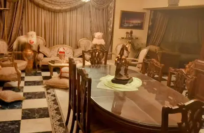 Apartment - 3 Bedrooms - 2 Bathrooms for sale in Al Hegaz St. - El Mahkama Square - Heliopolis - Masr El Gedida - Cairo