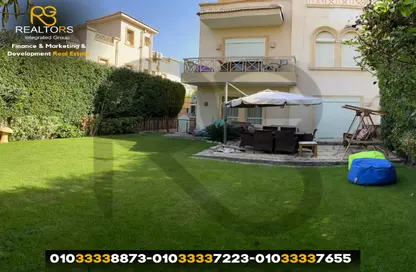 Twin House - 3 Bedrooms - 4 Bathrooms for sale in Street 10 - Greens - 6th District - Sheikh Zayed City - Giza
