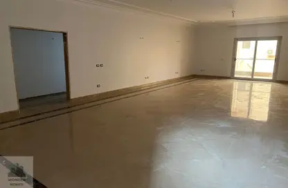 شقة - 3 غرف نوم - 3 حمامات للايجار في غرب الجولف - كمبوندات القطامية - القطامية - مدينة القاهرة الجديدة - القاهرة