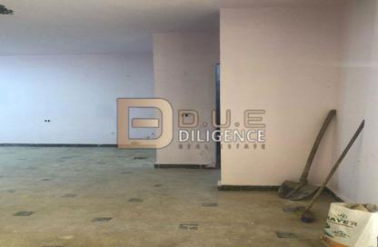 Shop - Studio - 2 Bathrooms for rent in Omar Khorshid St. - El Banafseg 10 - El Banafseg - New Cairo City - Cairo