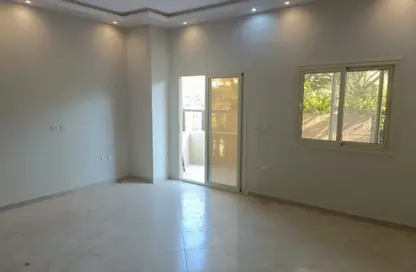 Apartment - 3 Bedrooms - 2 Bathrooms for rent in Badr Khan Ali St. - Al Narges 1 - Al Narges - New Cairo City - Cairo