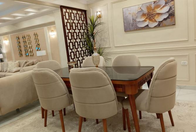 8372484 - Property Image 2