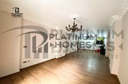 Apartment - 3 Bedrooms - 1 Bathroom for rent in Abd Al Moneim Sanad St. - Ibrahimia - Hay Wasat - Alexandria