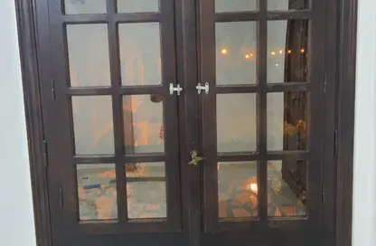 شقة - 4 غرف نوم - 2 حمامات للبيع في شارع الامام ابو حنيفة النعمان - الحي السادس - مدينة العبور - القليوبية