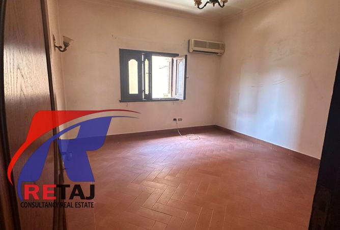 8220585 - Property Image 3