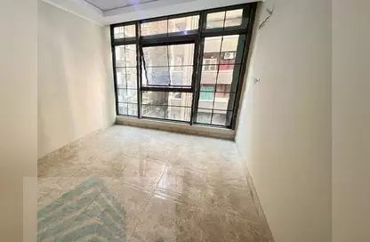 مساحات مكتبية - استوديو - 1 حمام للايجار في شارع موريسون - رشدي - حي شرق - الاسكندرية