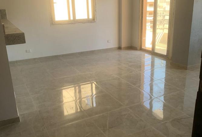 8244892 - Property Image 2