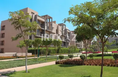 Apartment - 3 Bedrooms - 3 Bathrooms for sale in Moon Residences - Fifth Square - The 5th Settlement - New Cairo City - Cairo