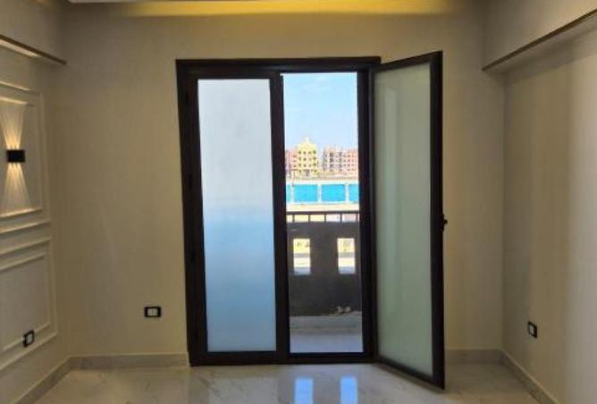 8296971 - صورة العقار 2