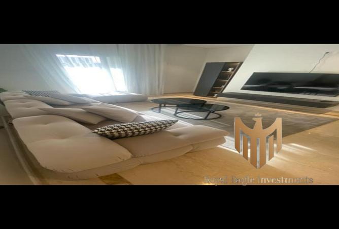 8242842 - Property Image 2