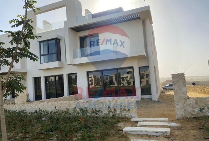 8450300 - Property Image 3