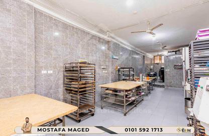 Factory - Studio - 2 Bathrooms for sale in Fleming - Hay Sharq - Alexandria
