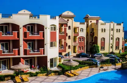 Chalet - 3 Bedrooms - 3 Bathrooms for sale in Lasirena Palm Beach - Al Ain Al Sokhna - Suez