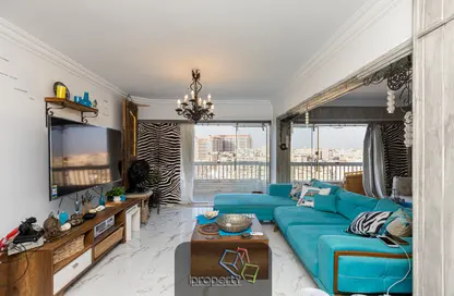 Apartment - 4 Bedrooms - 3 Bathrooms for rent in Al Geish Road - Glim - Hay Sharq - Alexandria
