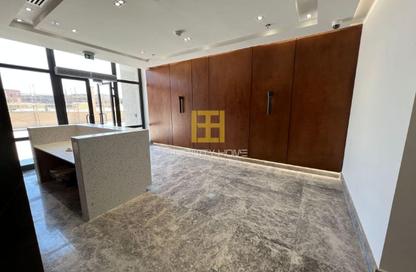 Office Space - Studio - 3 Bathrooms for sale in One Ninety Mall - South Teseen St. - The 5th Settlement - New Cairo City - Cairo