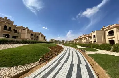 Townhouse - 3 Bedrooms - 2 Bathrooms for sale in El Patio Oro - 5th Settlement Compounds - The 5th Settlement - New Cairo City - Cairo