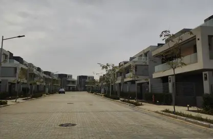 Townhouse - 3 Bedrooms - 3 Bathrooms for sale in La Vista City - New Capital Compounds - New Capital City - Cairo