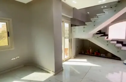 Duplex - 4 Bedrooms - 3 Bathrooms for sale in 7th District - Sheikh Zayed City - Giza