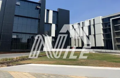 Office Space - Studio - 3 Bathrooms for sale in Hyde Park Business District Mall - South Teseen St. - The 5th Settlement - New Cairo City - Cairo