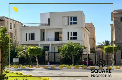 Villa - 7 Bedrooms - 7 Bathrooms for sale in Yasmine District - 14th District - Sheikh Zayed City - Giza