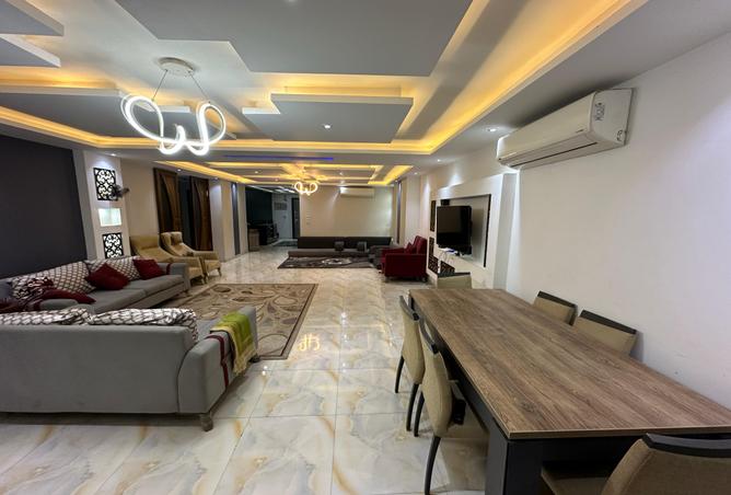 4824889 - Property Image 2