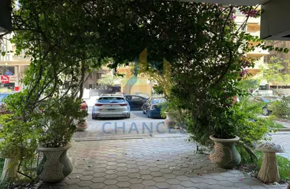 Apartment - 3 Bedrooms - 3 Bathrooms for sale in 13th Sector - Zahraa El Maadi - Hay El Maadi - Cairo