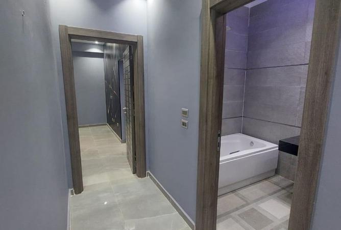 8240549 - Property Image 3