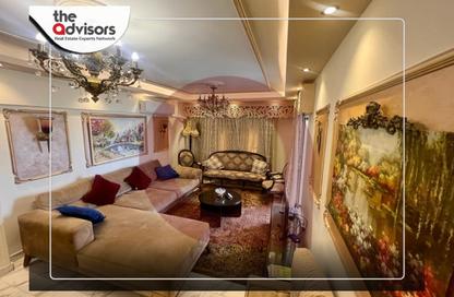 Apartment - 2 Bedrooms - 1 Bathroom for rent in Al Mosheer Ahmed Ismail St. - Sidi Gaber - Hay Sharq - Alexandria
