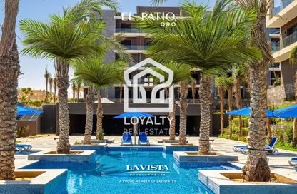 Apartment - 2 Bedrooms - 2 Bathrooms for sale in El Patio Oro - 5th Settlement Compounds - The 5th Settlement - New Cairo City - Cairo