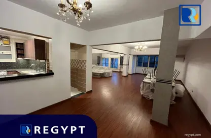 Apartment - 3 Bedrooms - 2 Bathrooms for rent in Aziz Abaza St. - Zamalek - Cairo