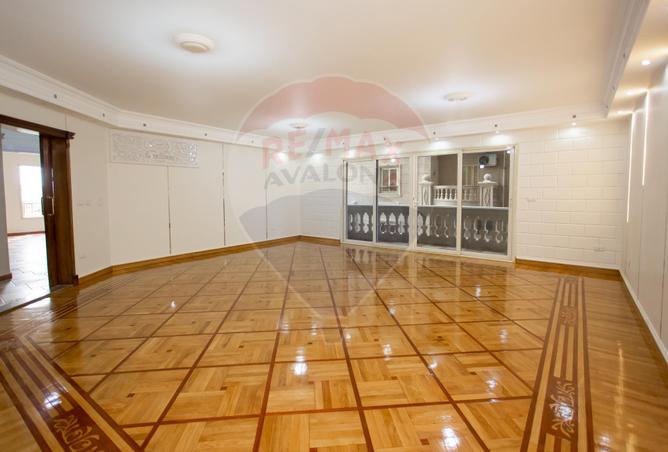 4768094 - Property Image 2