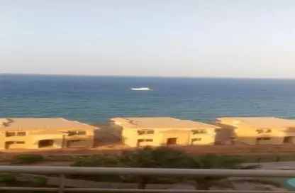 شاليه - 2 غرف نوم - 2 حمامات للبيع في تلال السخنة - العين السخنة - السويس