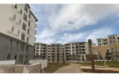 Apartment - 3 Bedrooms - 3 Bathrooms for sale in Hyde Park - 5th Settlement Compounds - The 5th Settlement - New Cairo City - Cairo
