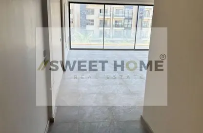 Apartment - 2 Bedrooms - 2 Bathrooms for rent in Lake View Residence - 5th Settlement Compounds - The 5th Settlement - New Cairo City - Cairo