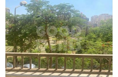 Apartment - 2 Bedrooms - 1 Bathroom for sale in Abd Al Hamid Badawy St. - El Hegaz Square - El Nozha - Cairo