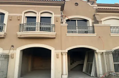 فيلا - 3 غرف نوم - 3 حمامات للبيع في الباتيو برايم - الباتيو - كمبوندات الشروق - مدينة الشروق - القاهرة