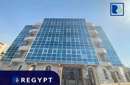Office Space - Studio - 4 Bathrooms for rent in Zahraa Al Maadi St. - Degla - Hay El Maadi - Cairo