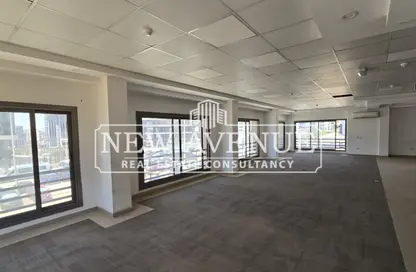 بناية كاملة - استوديو - 1 حمام للبيع في تريفيوم سكوير - شارع التسعين الشمالي - التجمع الخامس - مدينة القاهرة الجديدة - القاهرة