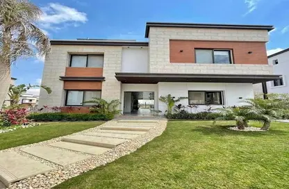 Villa - 7 Bedrooms - 6 Bathrooms for sale in Azzar - 5th Settlement Compounds - The 5th Settlement - New Cairo City - Cairo
