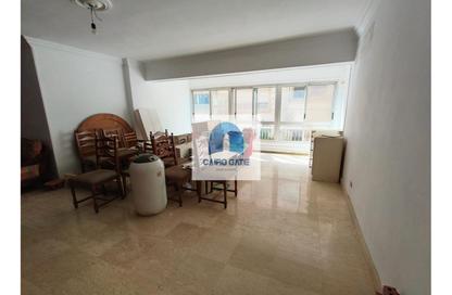 Apartment - 3 Bedrooms - 2 Bathrooms for sale in Sarayat Al Maadi - Hay El Maadi - Cairo