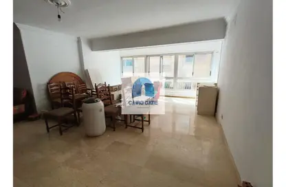 Apartment - 3 Bedrooms - 2 Bathrooms for sale in Sarayat Al Maadi - Hay El Maadi - Cairo