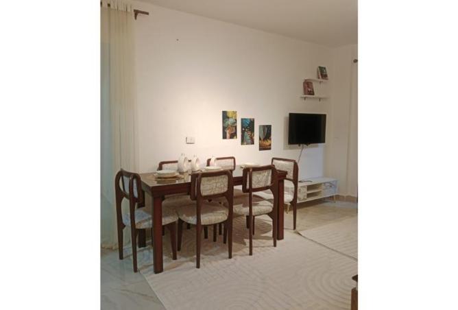 8153991 - Property Image 2