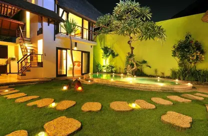 Villa - 5 Bedrooms - 5 Bathrooms for sale in Alma - 2nd District - Sheikh Zayed City - Giza