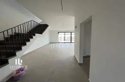 منزل مزدوج - 5 غرف نوم - 5 حمامات للبيع في كمبوند البروج - كمبوندات الشروق - مدينة الشروق - القاهرة