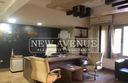 مساحات مكتبية - استوديو - 6 حمامات للبيع في شارع التحرير - الدقي - الجيزة