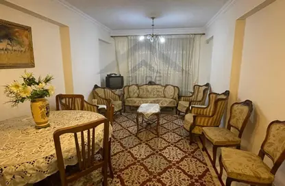 شقة - 3 غرف نوم - 1 حمام للبيع في ميدان جليم - جليم - حي شرق - الاسكندرية