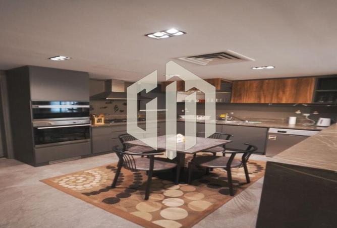 8024861 - Property Image 3