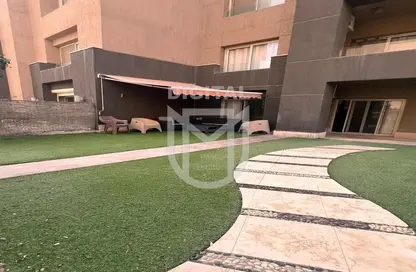 شقة - 2 غرف نوم - 2 حمامات للايجار في ذا فيلدج - المستثمرين الجنوبية - مدينة القاهرة الجديدة - القاهرة