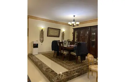 شقة - 3 غرف نوم - 3 حمامات للبيع في شارع دكتور ياسين عبد الغفار - المنطقة ج - حى جنوب الاكايمية - مدينة القاهرة الجديدة - القاهرة