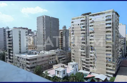 شقة - 3 غرف نوم - 3 حمامات للبيع في شارع ابو قير - سبورتنج - حي شرق - الاسكندرية